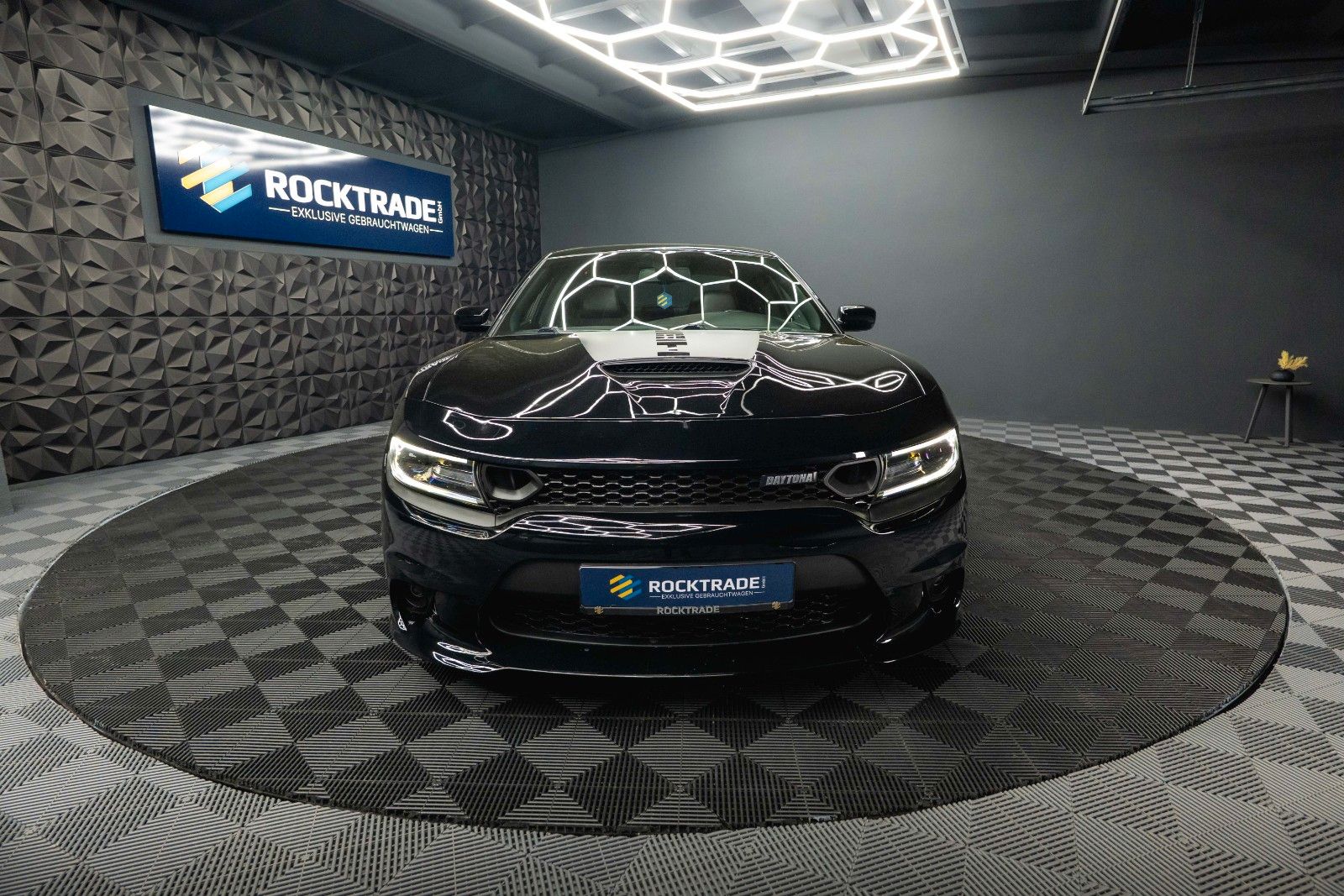 Fahrzeugabbildung Dodge Charger 6.4 V8 SRT 392 SCAT PACK DAYTONA Perform