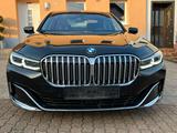 BMW 730 7 730 d - BMW 730 aus 2021
