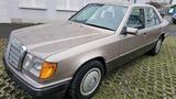 Mercedes-Benz Mercedes 200E / Automatik / Top Zustand/ - Mercedes-Benz 200 aus 1993