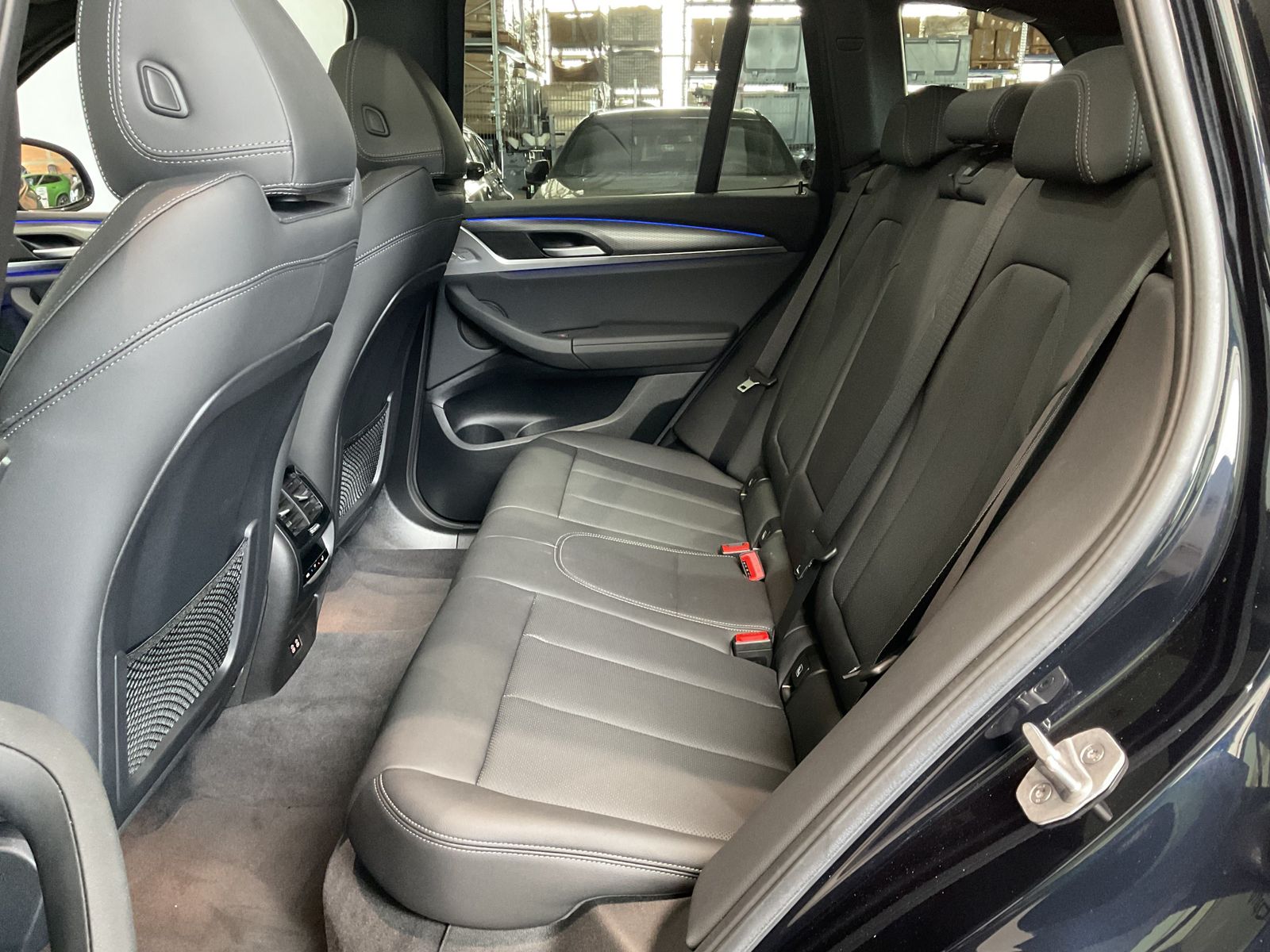 Fahrzeugabbildung BMW X3 xDrive20d Laserlicht, Panoramadach, Head-Up D
