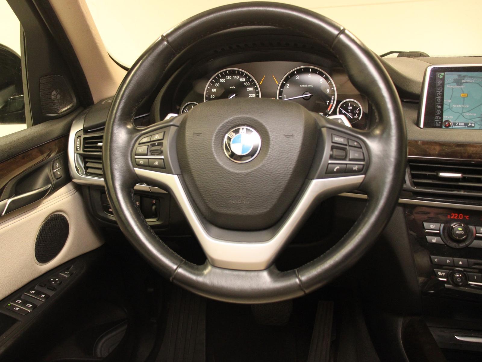 BMW X5 XDRIVE50I V8 4.4 449ch 4X4 - HARMAN KARDON - HEAD-UP DISPLAY - CAMÉRA 360° - TOIT PANORAMIQUE - CUIR DAKOTA