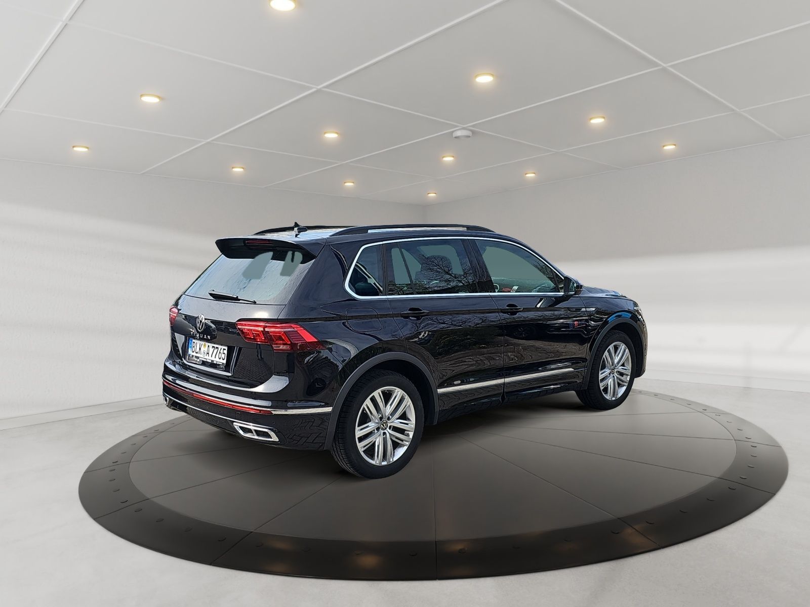 Tiguan R-Line 2,0 TDI 110 kW DSG Neupreis: 64.98