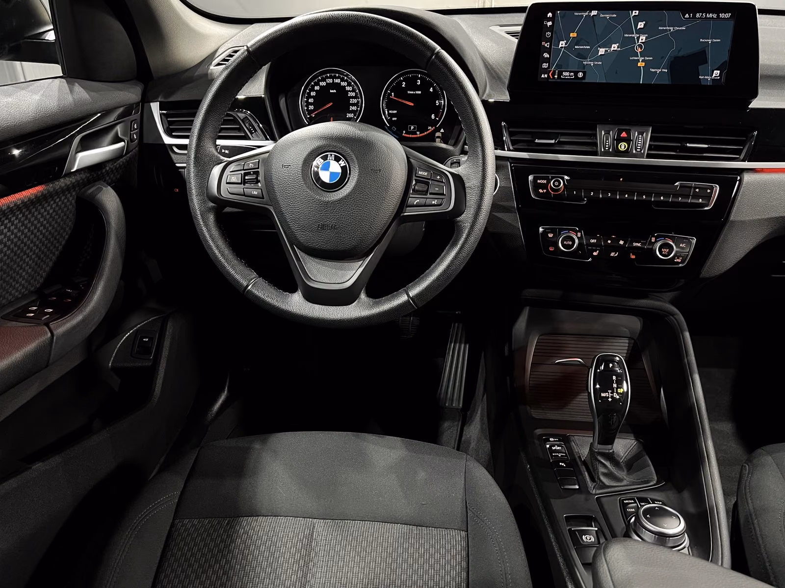 BMW X1 sDrive 20 d Advantage AUTOM 5*JAHRE*GARANTIE, миниатюра 16