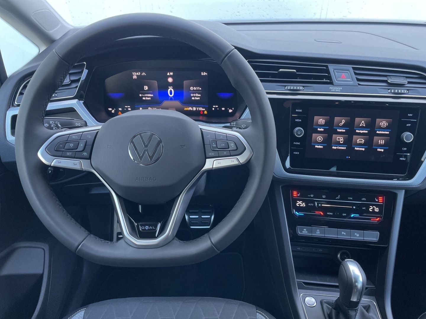 Touran R-Line 1.5TSI DSG AHK/Navi/LED/Kamera/ACC