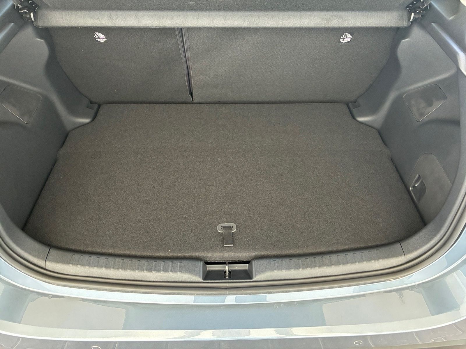 Fahrzeugabbildung Toyota Yaris 1.5 Teamplayer KAMERA LED PDC ACC SITZHZNG