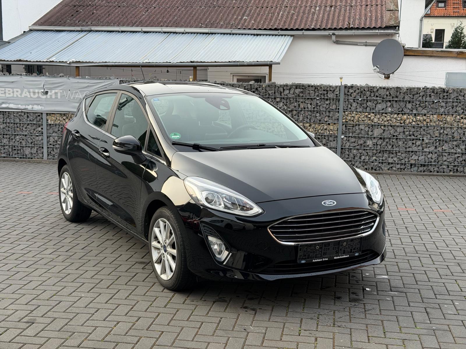 Ford Fiesta Titanium 74KW*127TKM*HU02/27*5TRG.*
