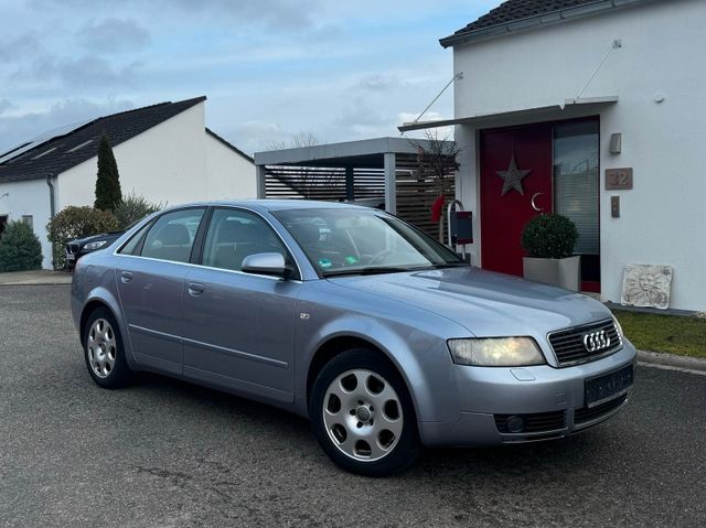 Audi A4 2.0 Automatik, TÜV NEU! Scheckheft, Xenon