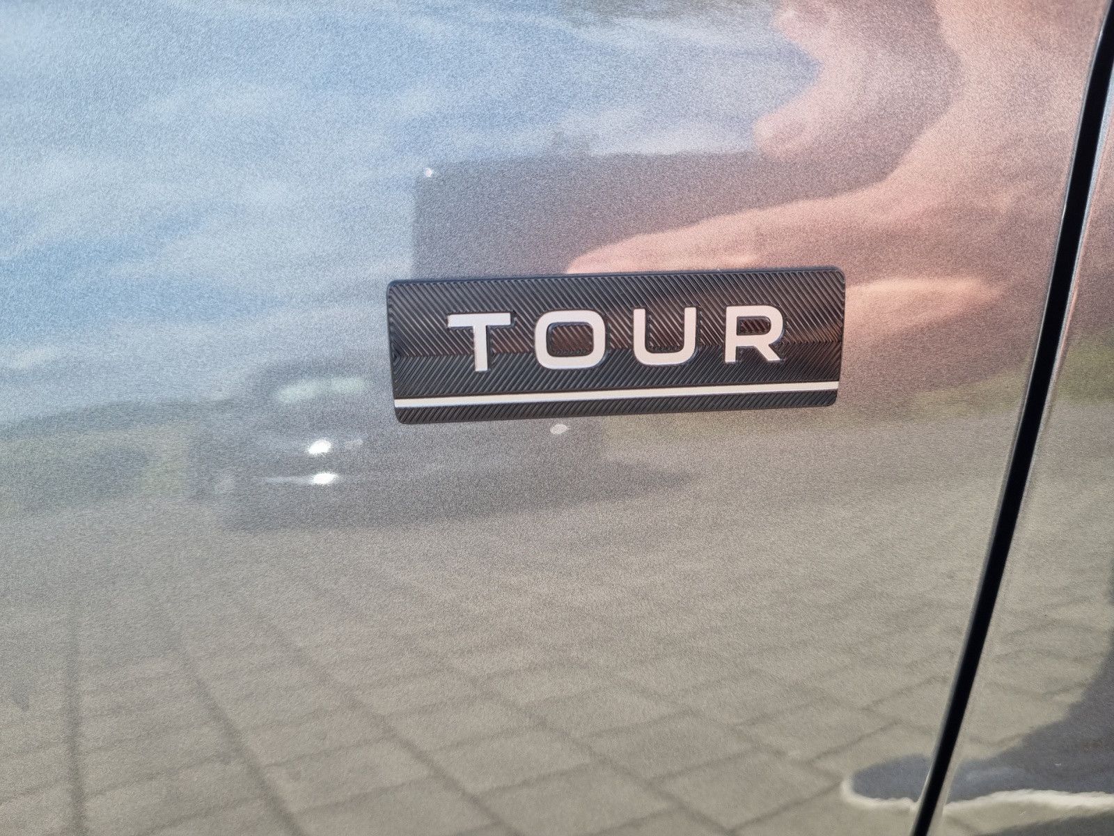 Fahrzeugabbildung SKODA Scala Tour 1,0 TSI 85KW/115PS Fahrassitenz+ Komf