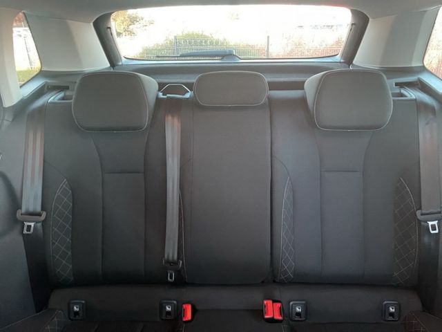 Skoda Kamiq 1.0 TSI DSG Ambition *AHK*PDCHI*SMARTLINK*