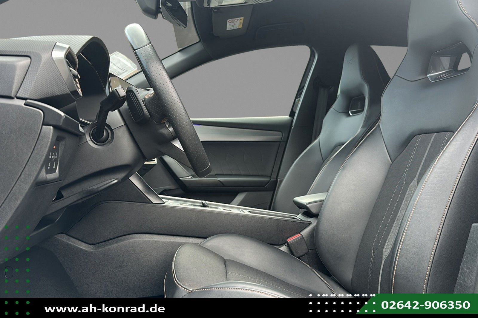 Fahrzeugabbildung CUPRA Leon Sportstourer VZ e-Hybrid 245 PS 19ZOLL