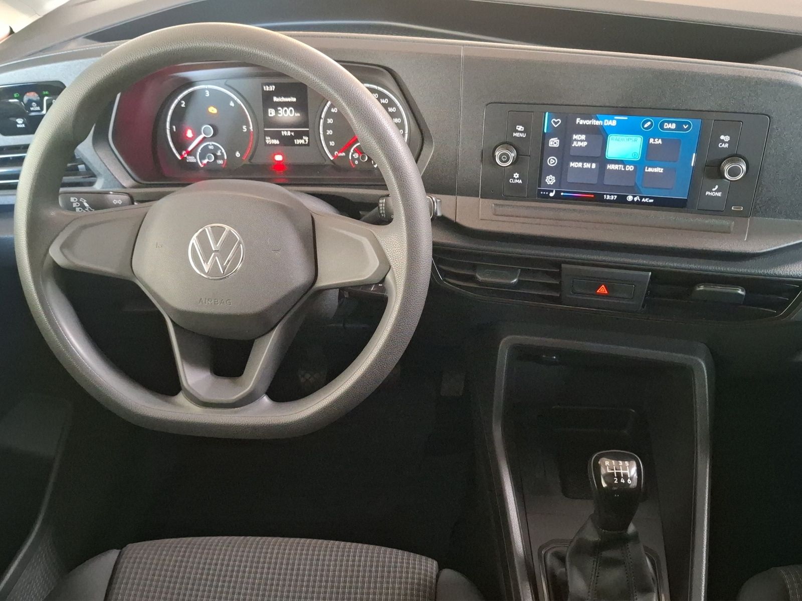 Fahrzeugabbildung Volkswagen Caddy TDI Kasten Maxi Klima AHK DAB PDC SH