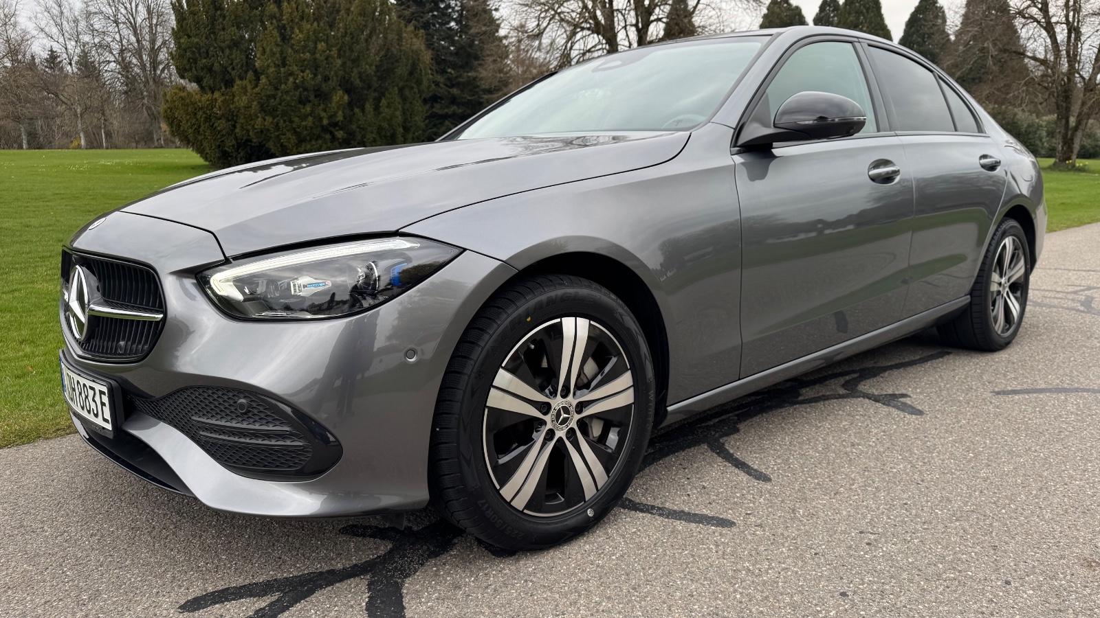 Mercedes-Benz C300e*Lim*Aut*P-Hybrid*ACC*LED*360°*Amb*Spur-Asi