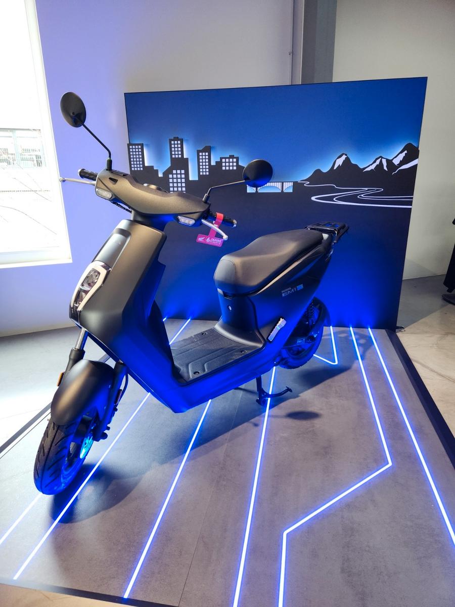 Honda EM 1 wie Neu  Sofort Verfügbar