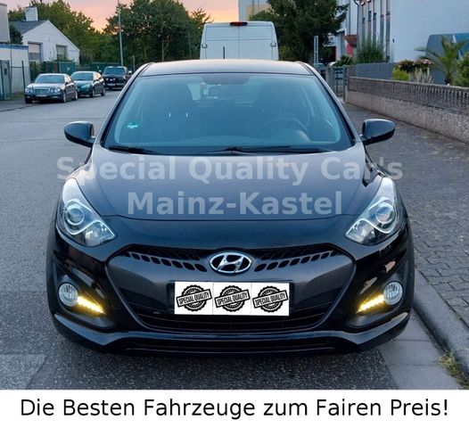 Hyundai i30 1,4 Sport Coupé Tüv + Reifen Neu Scheckheft