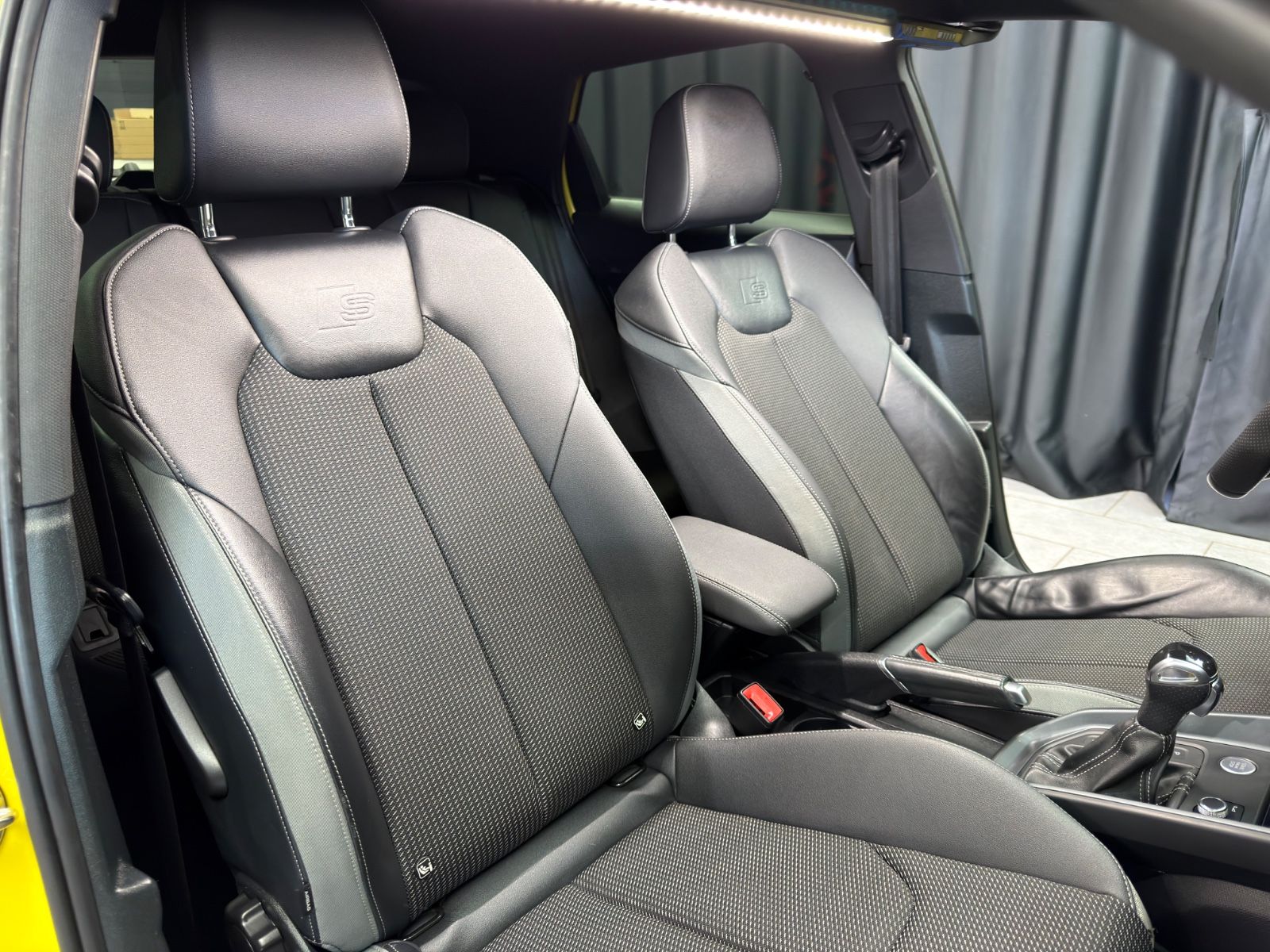Fahrzeugabbildung Audi A1 Sportback 40 TFSI edition one|3xS-LINE|DSG|