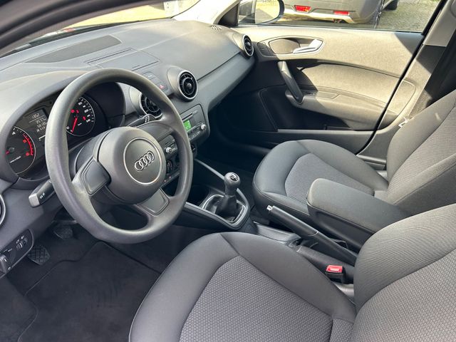 Fahrzeugabbildung Audi A1 Sportback Diesel+NaviZB+Allwetter LM+SHZ+PDC