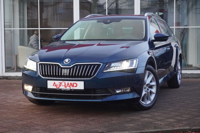 Skoda Superb Combi 1.5 TSI Style DSG Navi AHK Memory