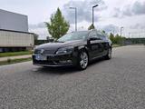 Volkswagen Passat Highline 2.0 TDI - Volkswagen Passat aus 2012: Kombi