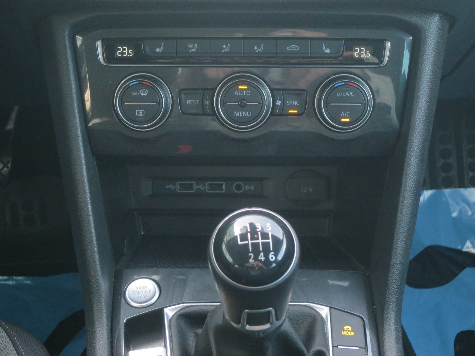 Volkswagen Tiguan  1.5 TSI LED Navi ACC  Comfortline OPF (E foto 13