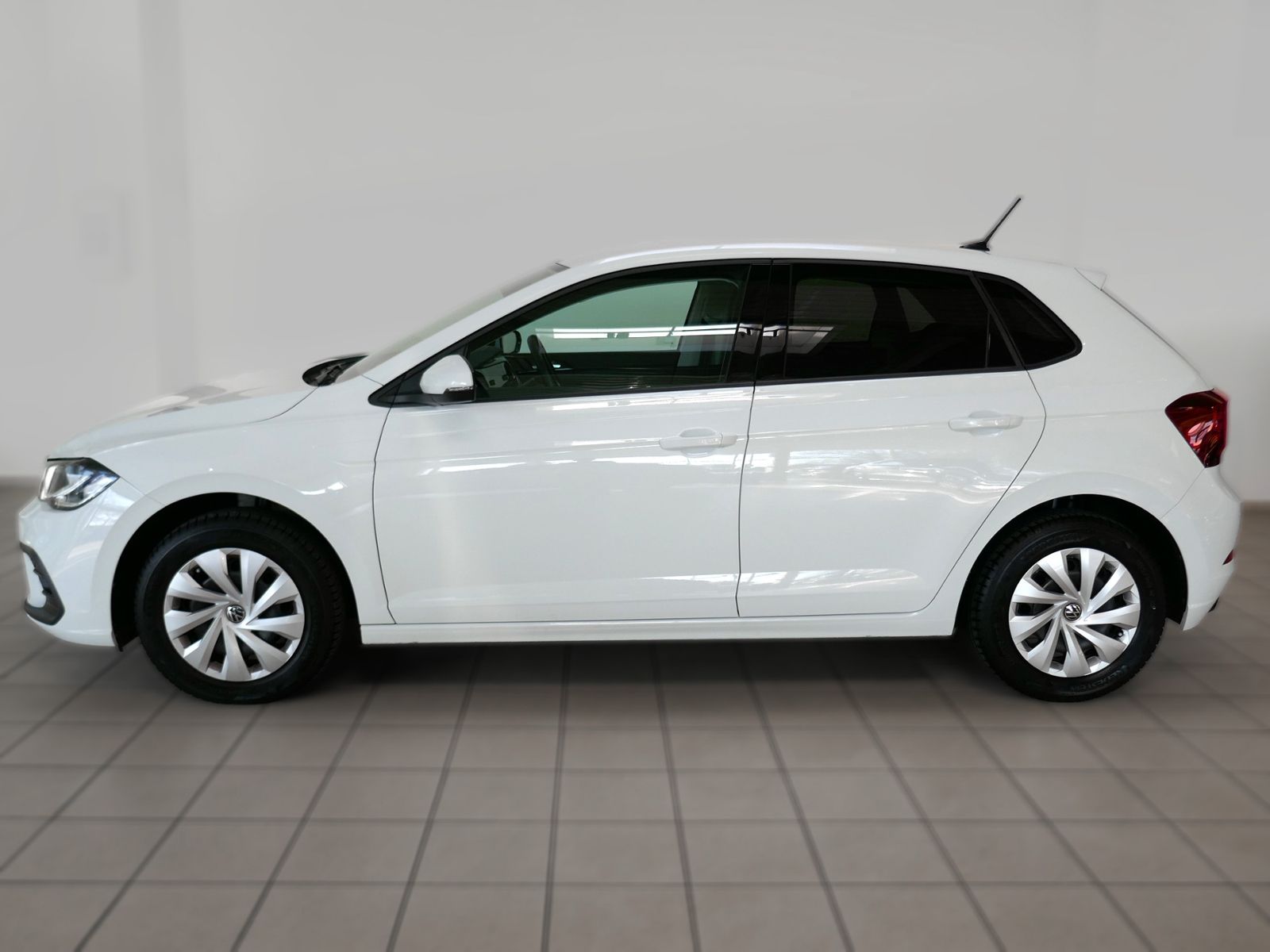 Fahrzeugabbildung Volkswagen Polo Life 1.0 MPI | LED RFK GRA Navi
