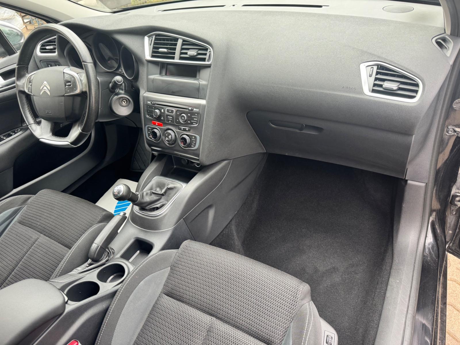 Citroën C4 Lim. Selection  Klimaaut/Tempomat/PDC/HU neu