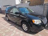 Chrysler Grand Voyager LX 2.8 CRD Autom. LX - Chrysler Grand Voyager mit Diesel-Antrieb