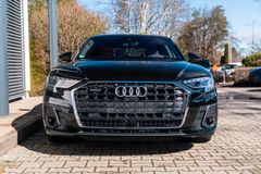 AUDI A8 50TDI LANG/ STANDHZG./ 21"/ S-LINE/ FOND TV AUDI A8 50TDI LANG/ STANDHZG./ 21"/ S-LINE/ FOND TV