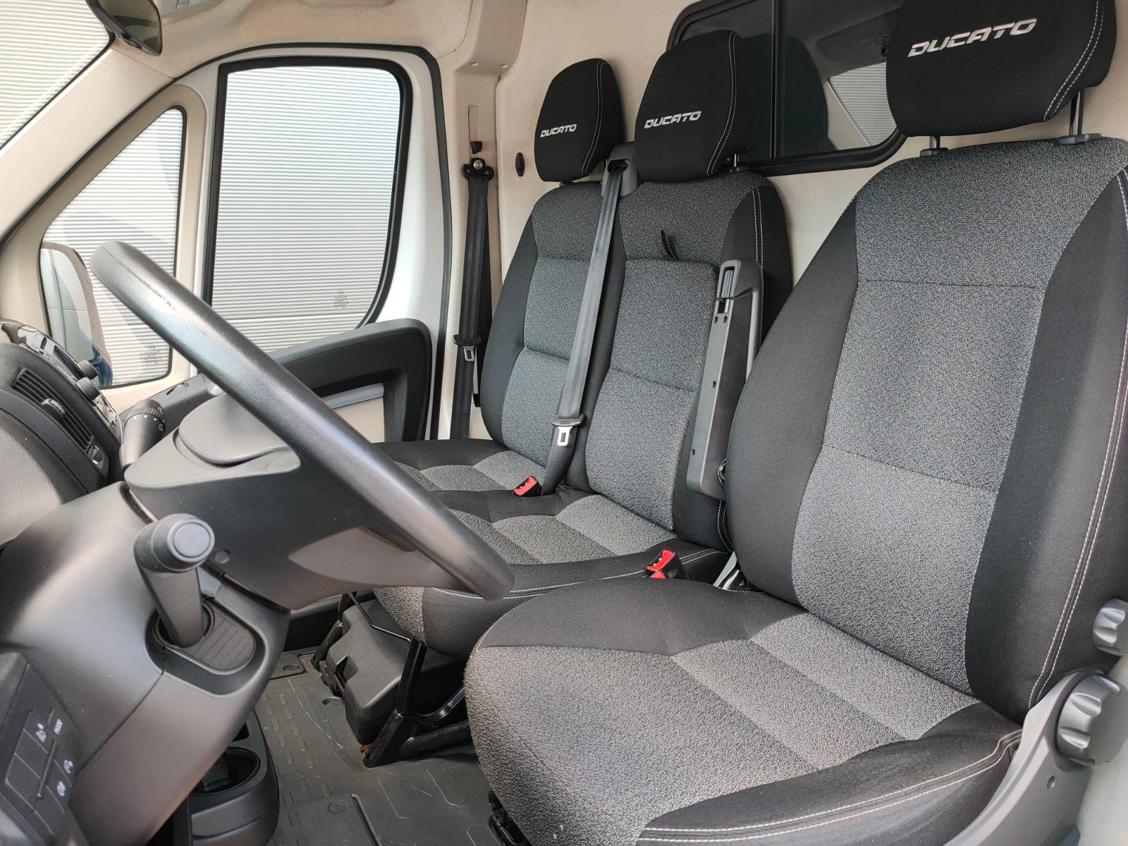 Fahrzeugabbildung Fiat Ducato Maxi 35 L5H2 150 Multi. Fahrtenschreiber