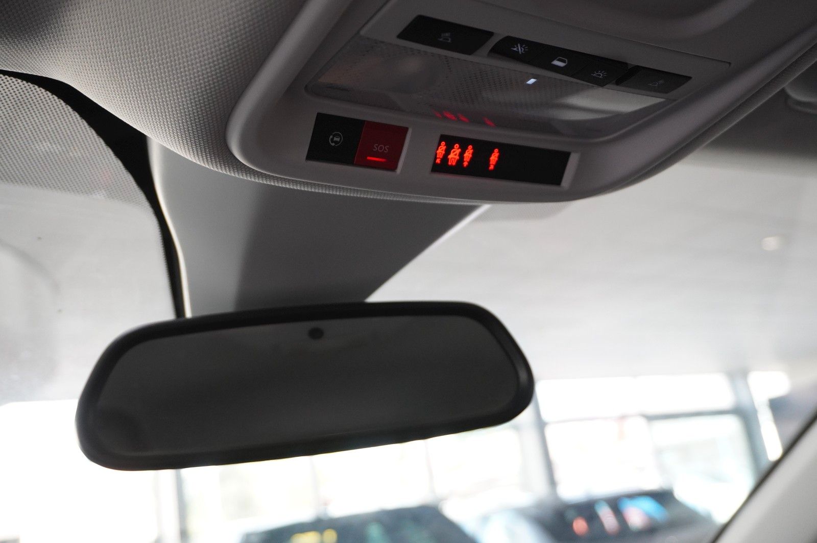 Fahrzeugabbildung Opel Grandland (X) 1.2T GS SPORT NAVI/LED/VIRT./DAB+