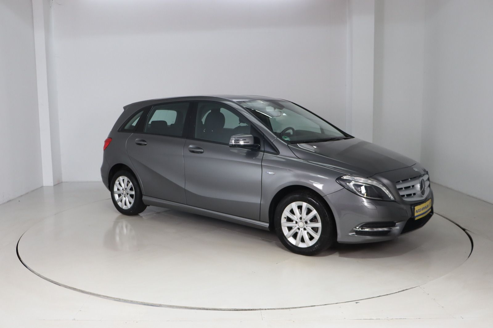 Fahrzeugabbildung Mercedes-Benz B 200 BlueEFFICIENCY * Bi-Xenon * Sitzhzg. * PDC