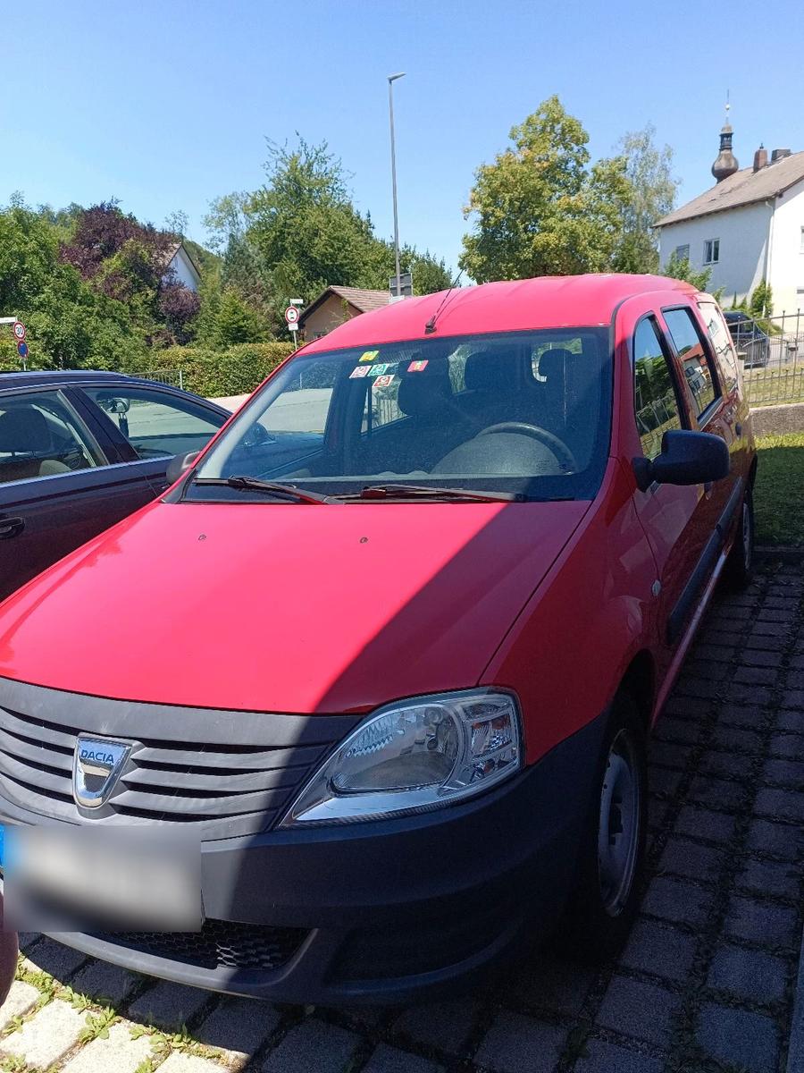 Dacia Logan 2012 — engine 84 HP (62kW)