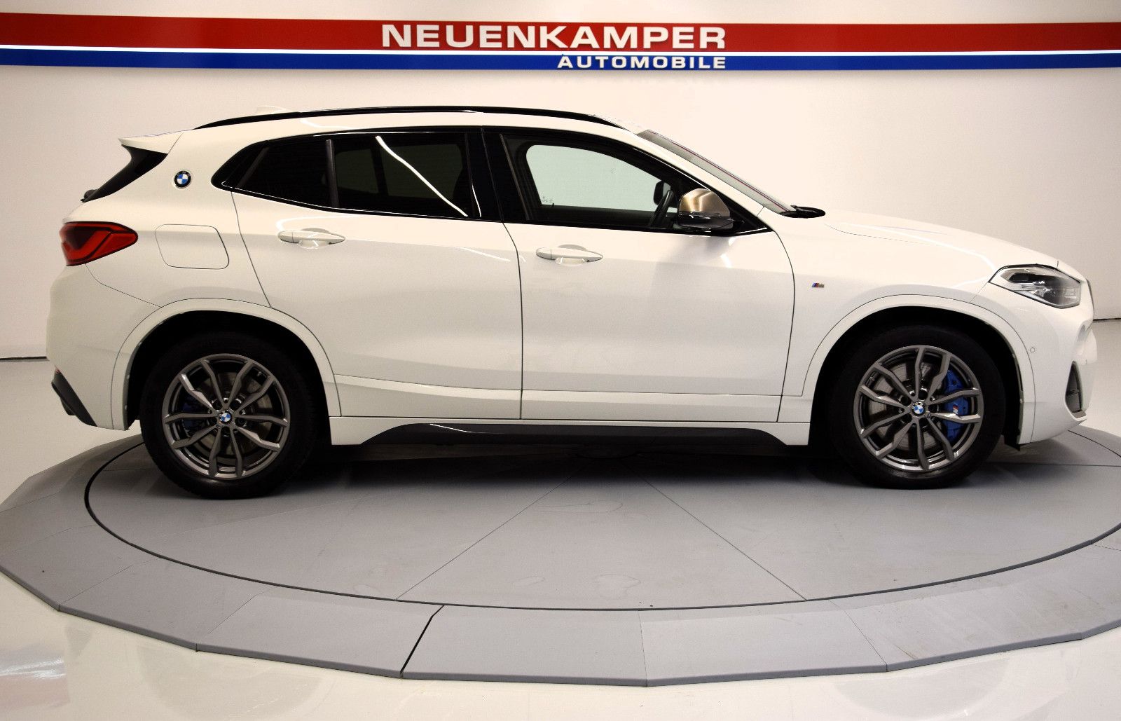 Fahrzeugabbildung BMW X2 M35i Voll-Leder LED Panorama Kamera Business