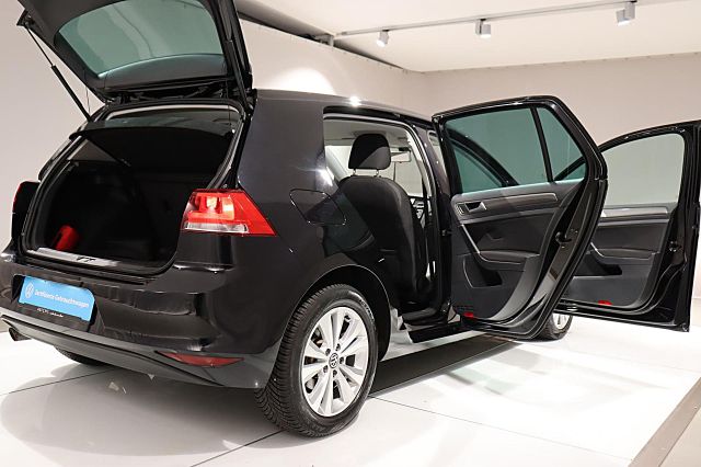 Golf Allstar 1.6 TDI NAVI SHZ PDC TEMPOMAT BT