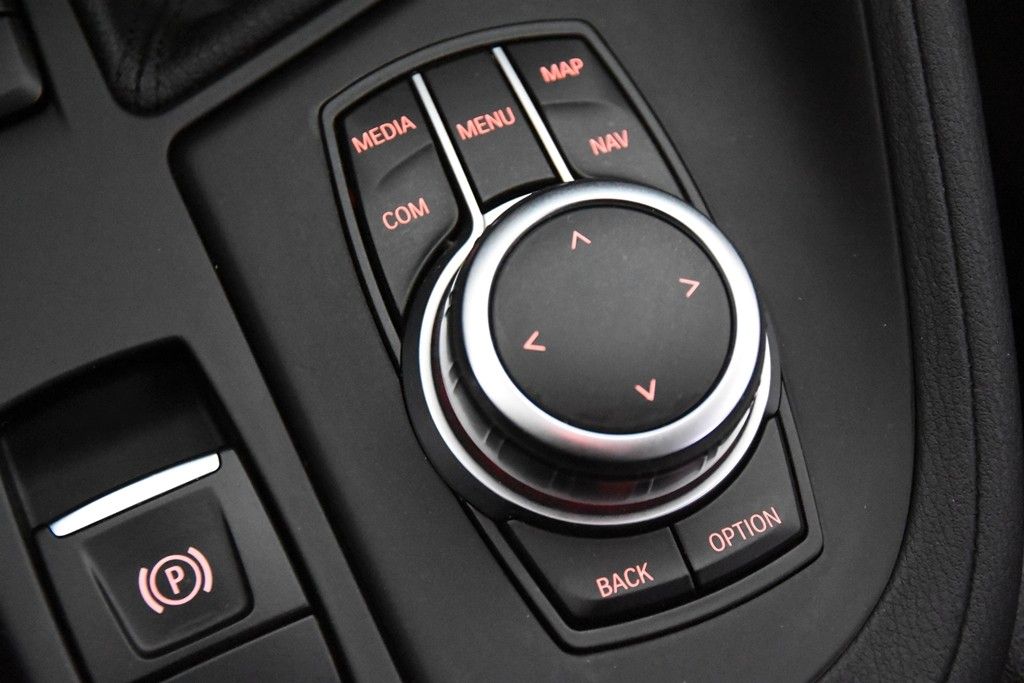 BMW X1 sDrive18i *1.Hand*Navi*Kamera*EHK* foto 14