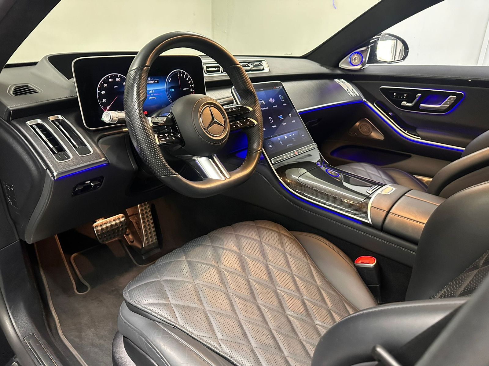 Fahrzeugabbildung Mercedes-Benz S 580 e 4MATIC AMG-LINE *PANO*MAGICV*