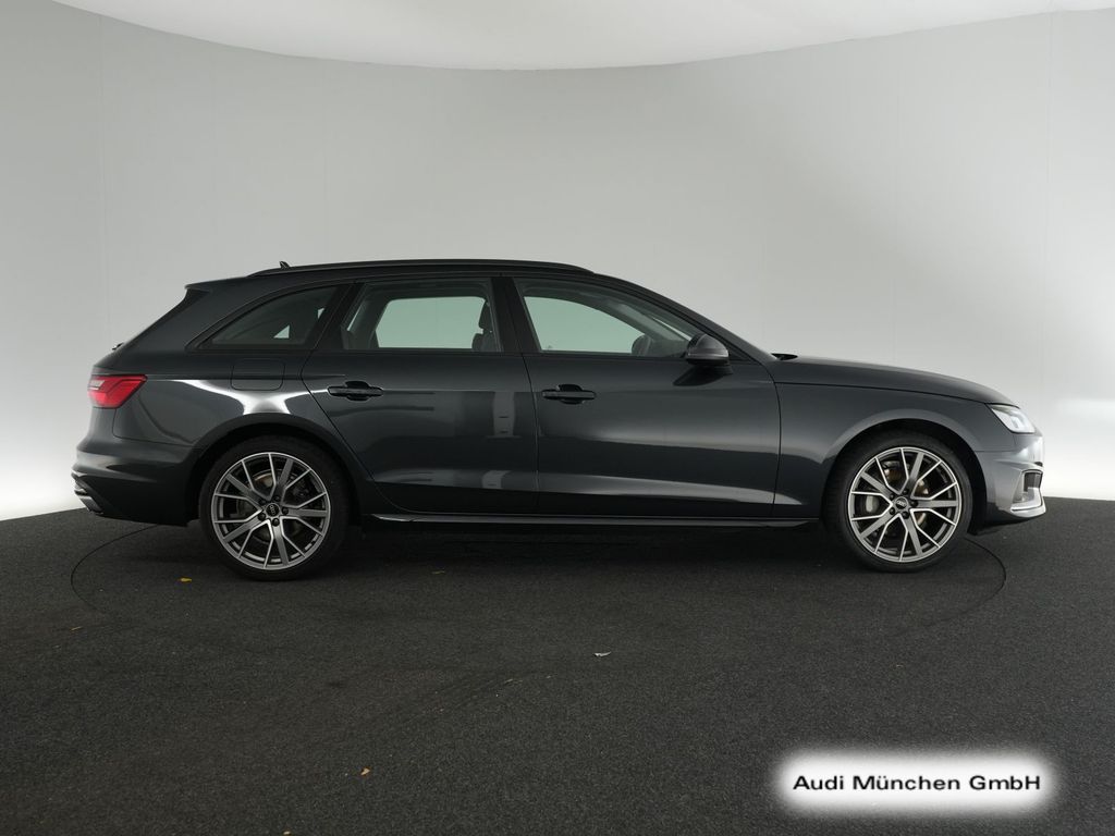 AUDI A4 2023