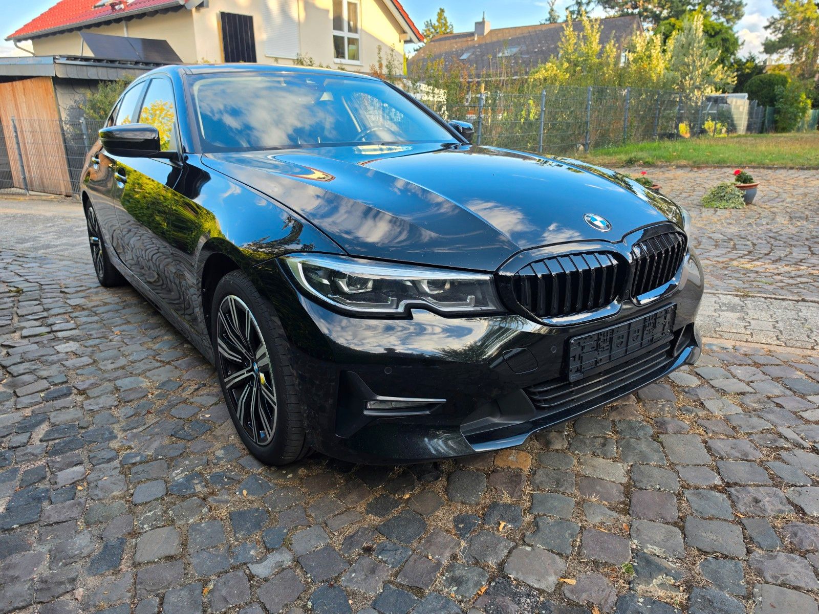 BMW 320d M Sport Lenkrad Memory Pano Live HiFi foto 3