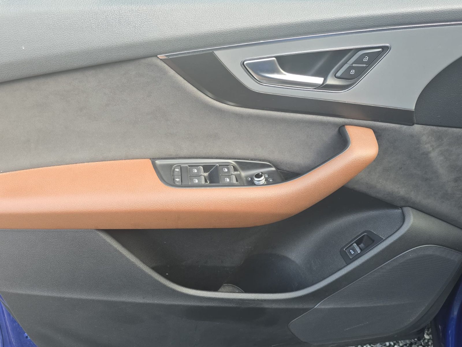 Fahrzeugabbildung Audi Q7 3.0 TDI quattro S-LINE TOP-AUSTATTUNG