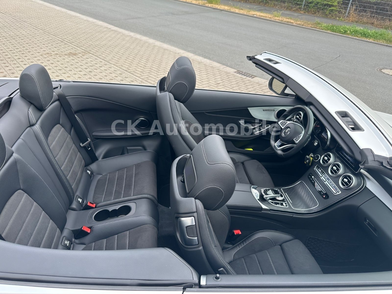 Fahrzeugabbildung Mercedes-Benz C200 Cabrio AMG-Line/Navi/ILS LED/Tempomat