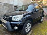 Toyota RAV 4x4 im top Zustand - Toyota RAV 4 Gebrauchtwagen in Wuppertal