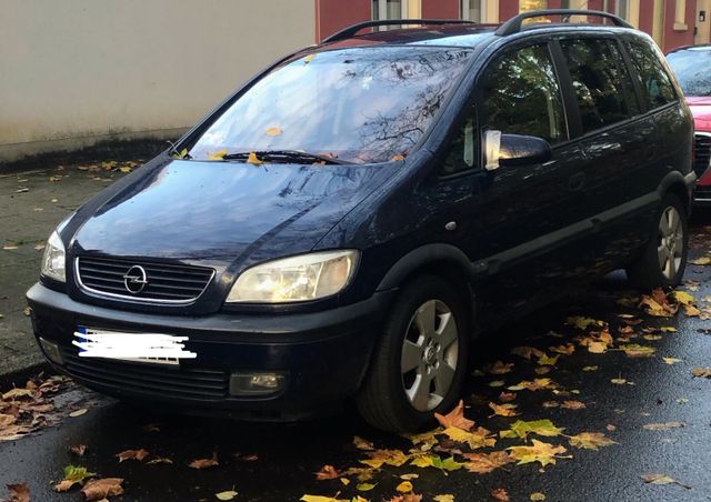 Opel Zafira 1.8 16V Executive Executive