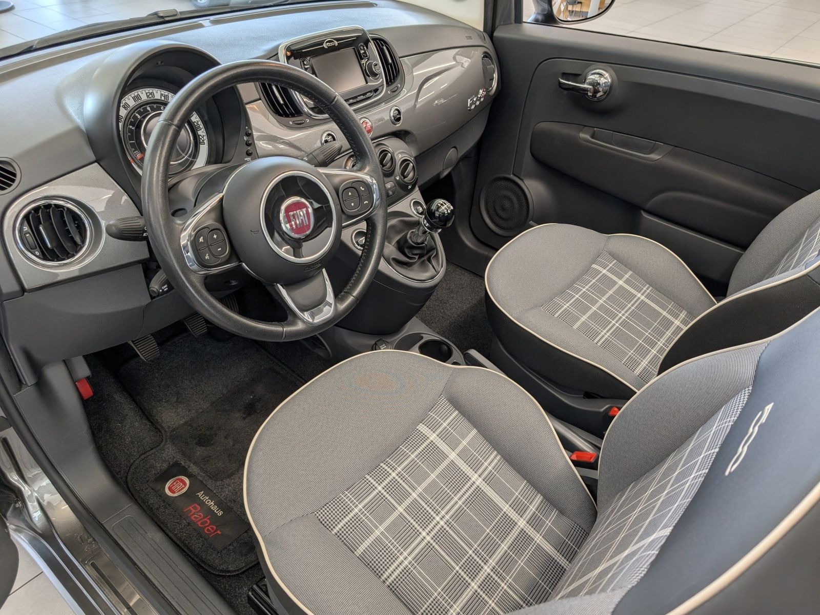 FIAT 500C  1.2 Lounge Cabrio Klima Bluetooth – Bild 34