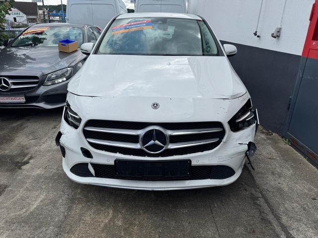 Mercedes-Benz B 180/Navi/Klima/AHK/Digitales Cockpit/MultiBeam