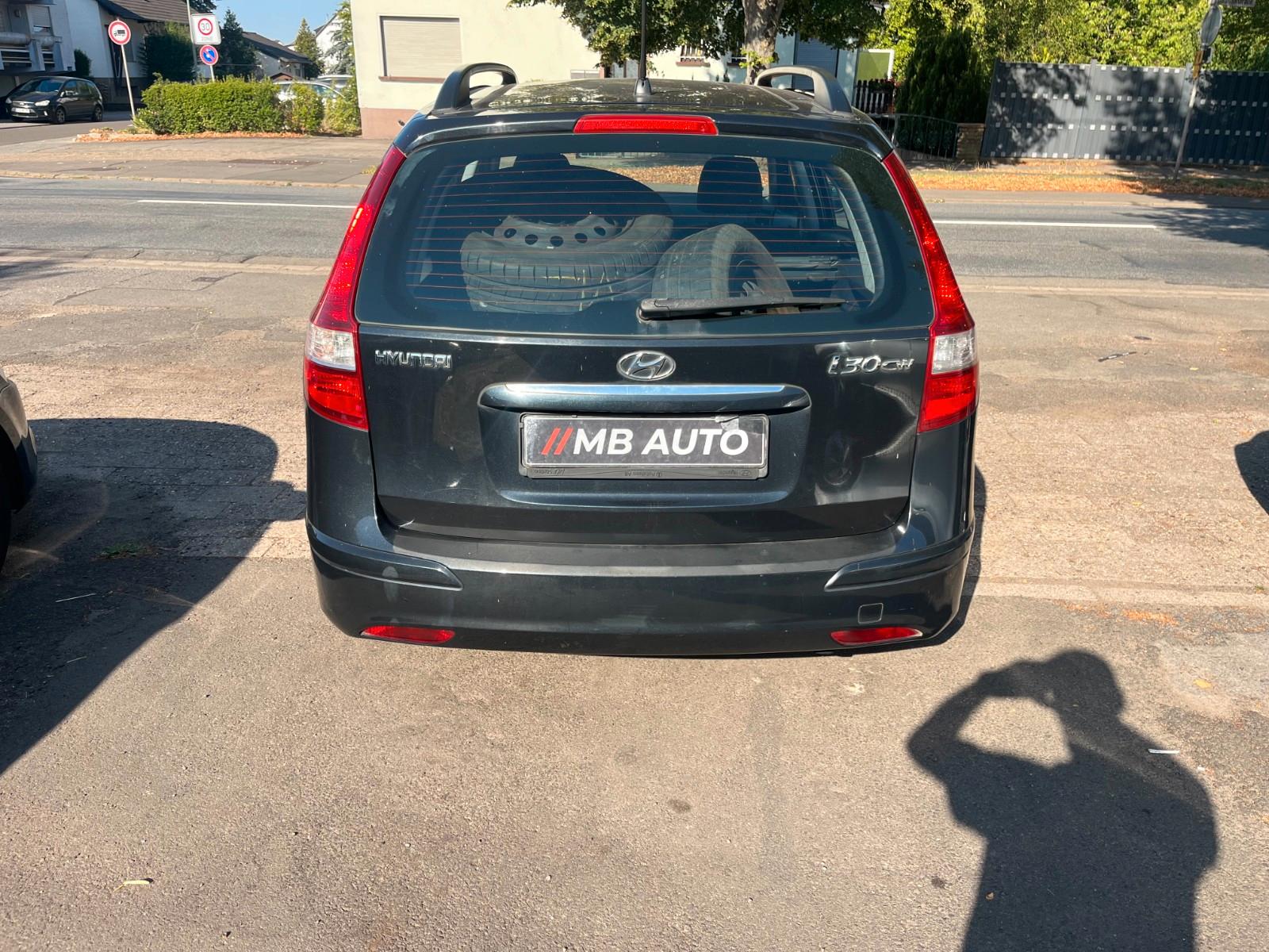 Hyundai i30 2010 — photo 6