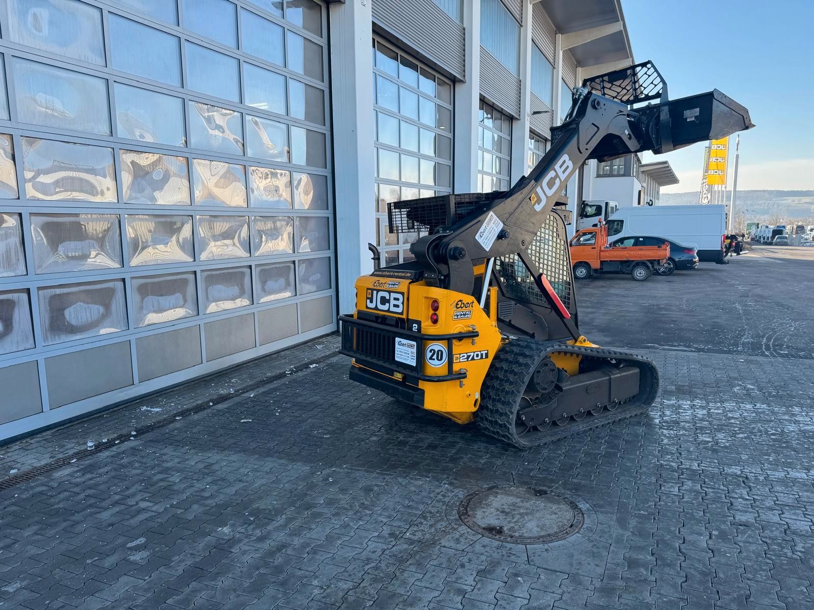 Fahrzeugabbildung JCB 270T S5 / Deltalader / Forst-Kabinenpanzerung