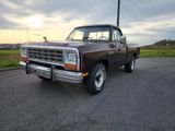 Dodge D150