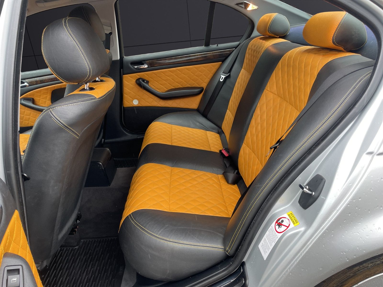 Fahrzeugabbildung BMW 320 Lim. Navi*Xenon*Shzg*Klimaauto