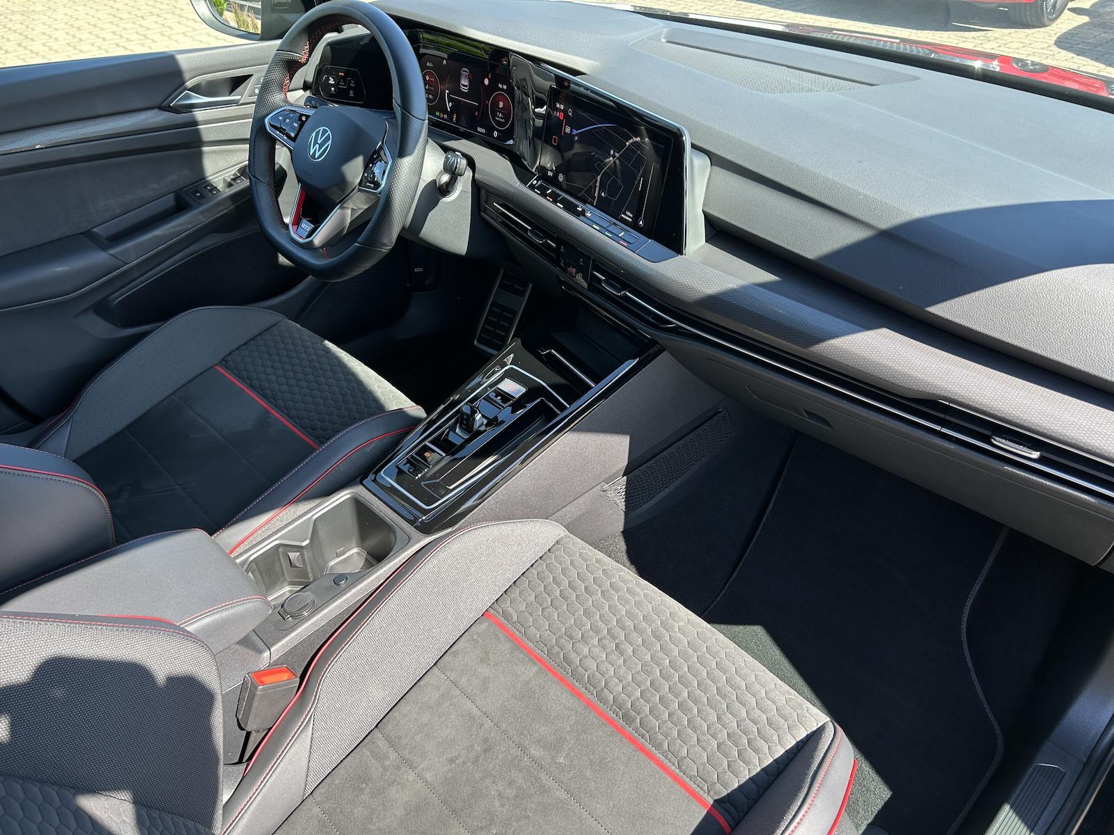 Volkswagen Golf GTI VIII 2.0TSI DSG Clubsport*BLACK STYLE*, миниатюра 13