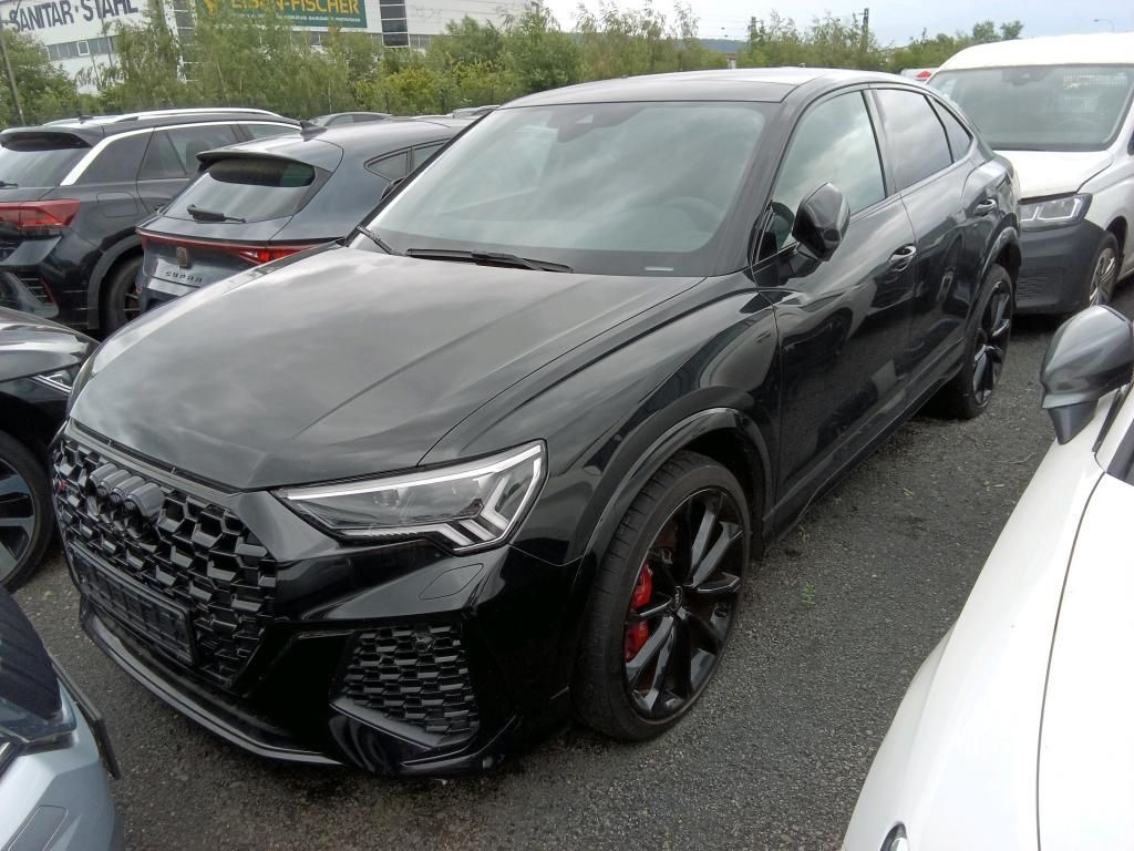 Image of Audi RSQ3