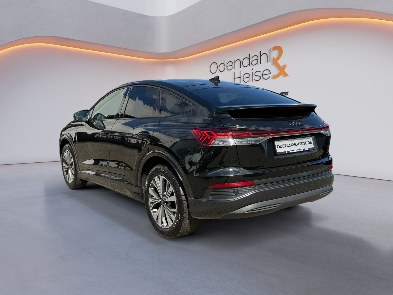 Audi Q4 Sportback 40 e-tron NAVI/ KAMERA/ HEAD-UP/ SH imagem 3